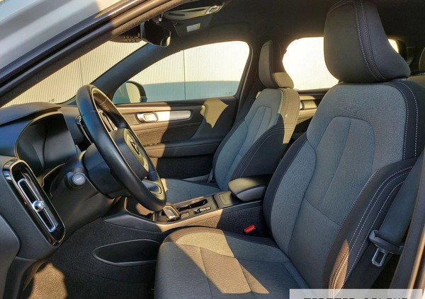 Volvo XC 40 cena 119900 przebieg: 122000, rok produkcji 2020 z Węgorzyno małe 301